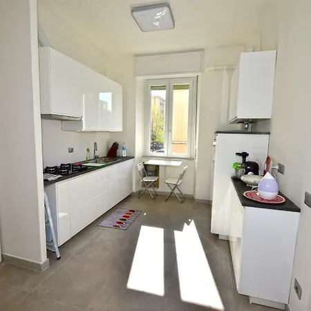 Appena Ristrutturato Apartment *